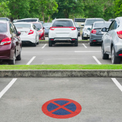 Arrêt et stationnement interdits