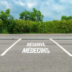 pochoir reserve medecins mise en ambiance