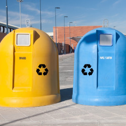 pochoir recyclage mise en ambiance
