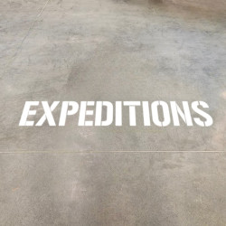 pochoir expeditions mise en ambiance