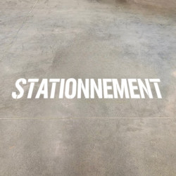 pochoir stationnement mise en ambiance
