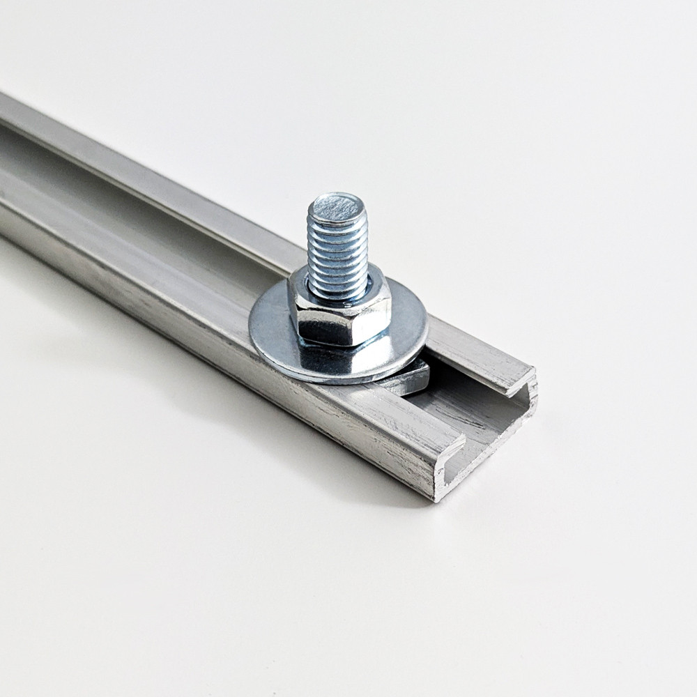 Boulon de fixation pour rail aluminium