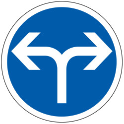Panneau Obligation Directions obligatoires à la prochaine intersection à droite ou à gauche B21e Signalisation Ronde Fond bleu P