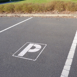 Mise en ambiance pochoir Parking
