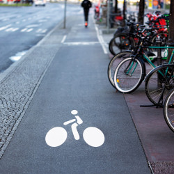Mise en ambiance pochoir piste cyclable